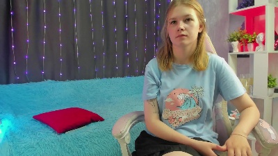 ShantaeDenholm live cam on Cam4