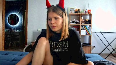 ShantayEskaran live cam on Cam4
