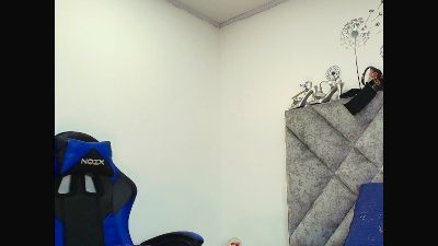 Shantey_Laurent live cam on Cam4
