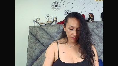 Shantey_Laurent live cam on Cam4
