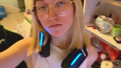 SharaTerrones live cam on Cam4