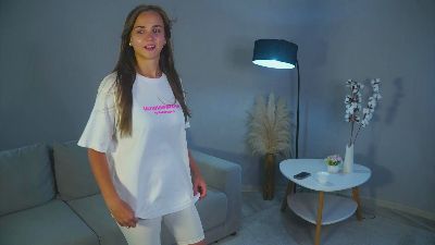 SharieElwell live cam on Cam4