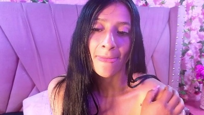 Sharllote live cam on Cam4