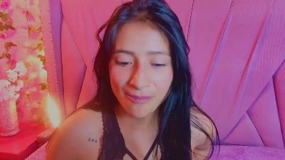 Sharllote live cam on Cam4