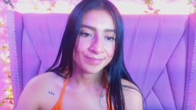 Sharllote live cam on Cam4