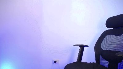 Sharlotessence live cam on Cam4