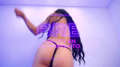 Sharlotessence live cam on Cam4