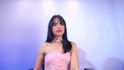 Sharlotessence live cam on Cam4