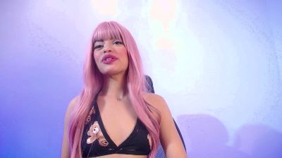 Sharlotessence live cam on Cam4