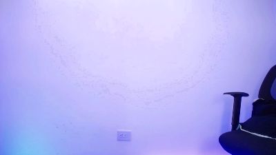 Sharlotessence live cam on Cam4