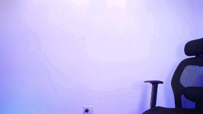Sharlotessence live cam on Cam4
