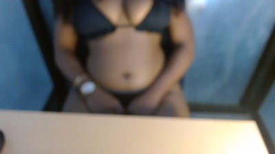 Sharmanie live cam on Cam4