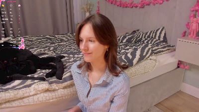 SharolynGussman live cam on Cam4