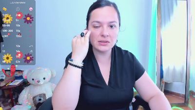 SharonWar1 live cam on Cam4