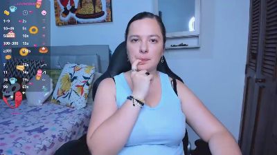 SharonWar1 live cam on Cam4