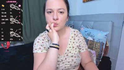 SharonWar1 live cam on Cam4