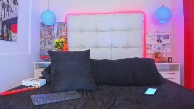 Sharon_Tyga20 live cam on Cam4