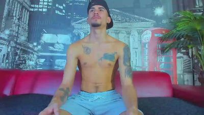 Sharon_Tyga20 live cam on Cam4