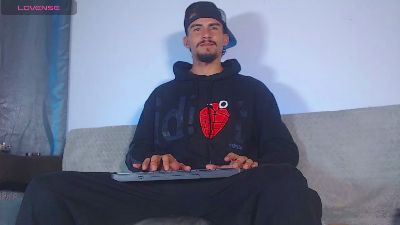 Sharon_Tyga20 live cam on Cam4