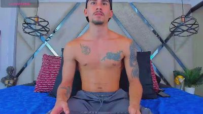 Sharon_Tyga20 live cam on Cam4