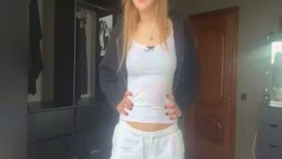 SharriPlanck live cam on Cam4