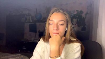 SharynMorber live cam on Cam4