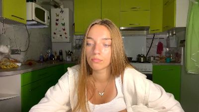 SharynMorber live cam on Cam4