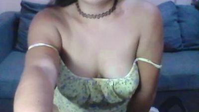 Shashi live cam on Cam4