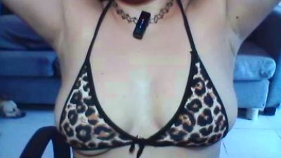 Shashi live cam on Cam4