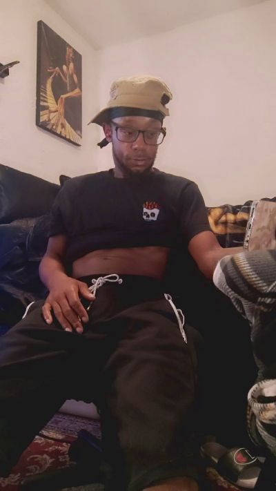 Shawnruiz41 live cam on Cam4