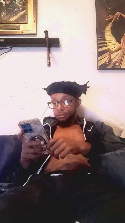 Shawnruiz41 live cam on Cam4