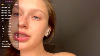ShaylaWalstad live cam on Cam4