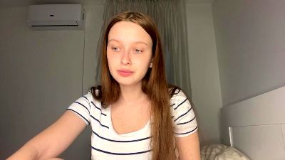 ShaylaWalstad live cam on Cam4