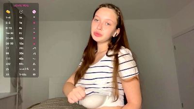 ShaylaWalstad live cam on Cam4