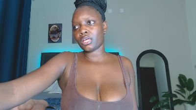 Shayne_Akinyi live cam on Cam4
