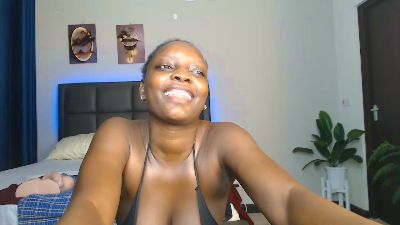 Shayne_Akinyi live cam on Cam4