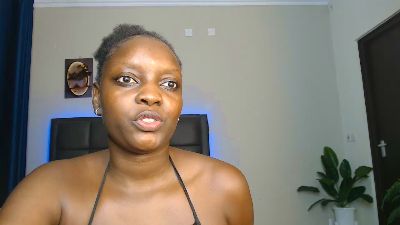 Shayne_Akinyi live cam on Cam4