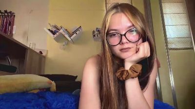 ShebaBrozie live cam on Cam4