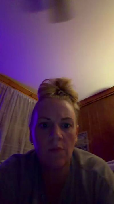 Sheeba_Jones live cam on Cam4