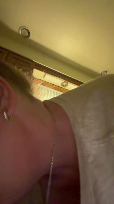 Sheeba_Jones live cam on Cam4