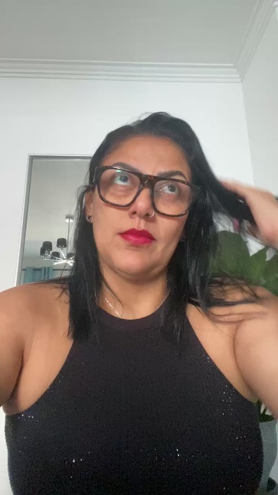 Sheilagomes live cam on Cam4