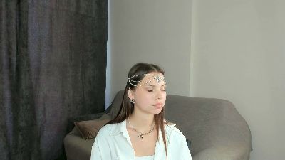 ShennaUtt live cam on Cam4