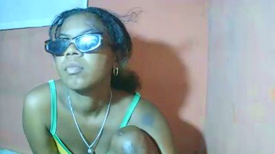 Shenshia live cam on Cam4