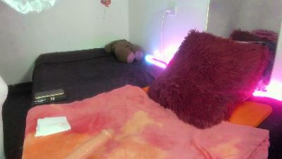 Sherahade live cam on Cam4