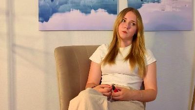 ShereeCerri live cam on Cam4