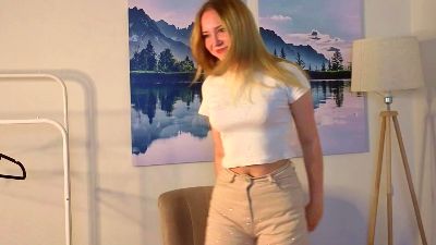 ShereeCerri live cam on Cam4