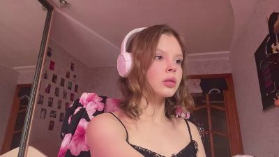 SheriseCapizzi live cam on Cam4