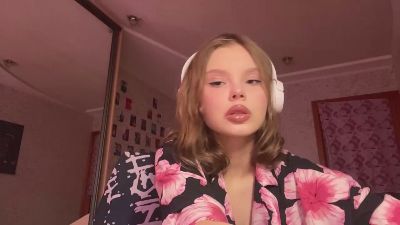 SheriseCapizzi live cam on Cam4