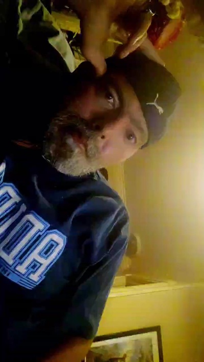 ShhlongDreams live cam on Cam4