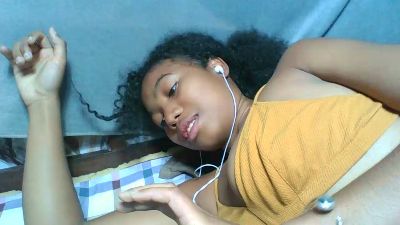 Shinah live cam on Cam4
